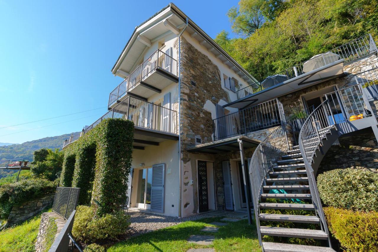 Casa Di Campagna Tony Con Piscina E Vista Lago غْرافيدونا المظهر الخارجي الصورة