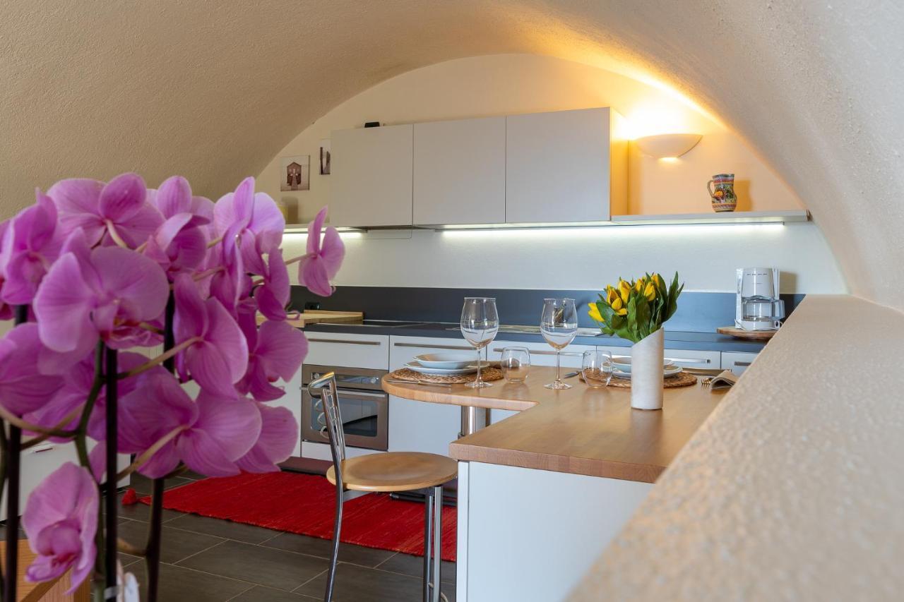 Casa Di Campagna Tony Con Piscina E Vista Lago غْرافيدونا المظهر الخارجي الصورة